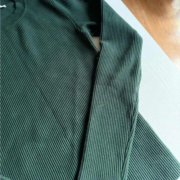 Abercrombie Fitch Women Ribbed Long Sleeve Sweater Size S Green - Picture 2 of 3